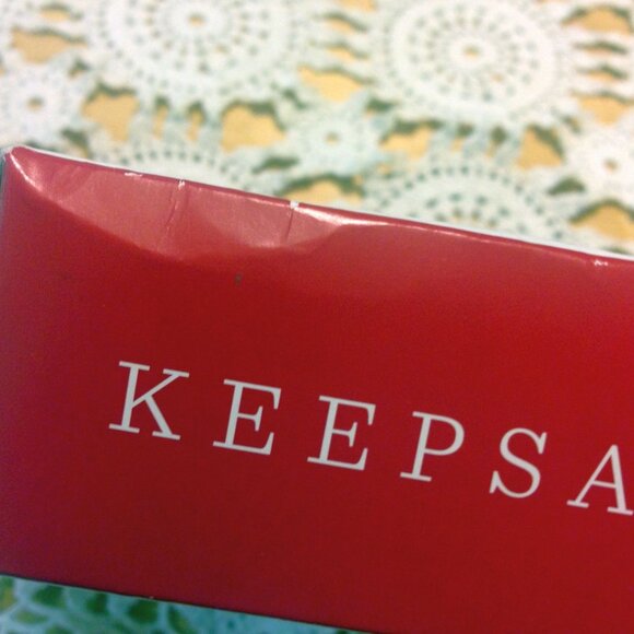 Dr. Seuss Hallmark Keepsake Christmas Ornament, Fox in Socks - Picture 9 of 9